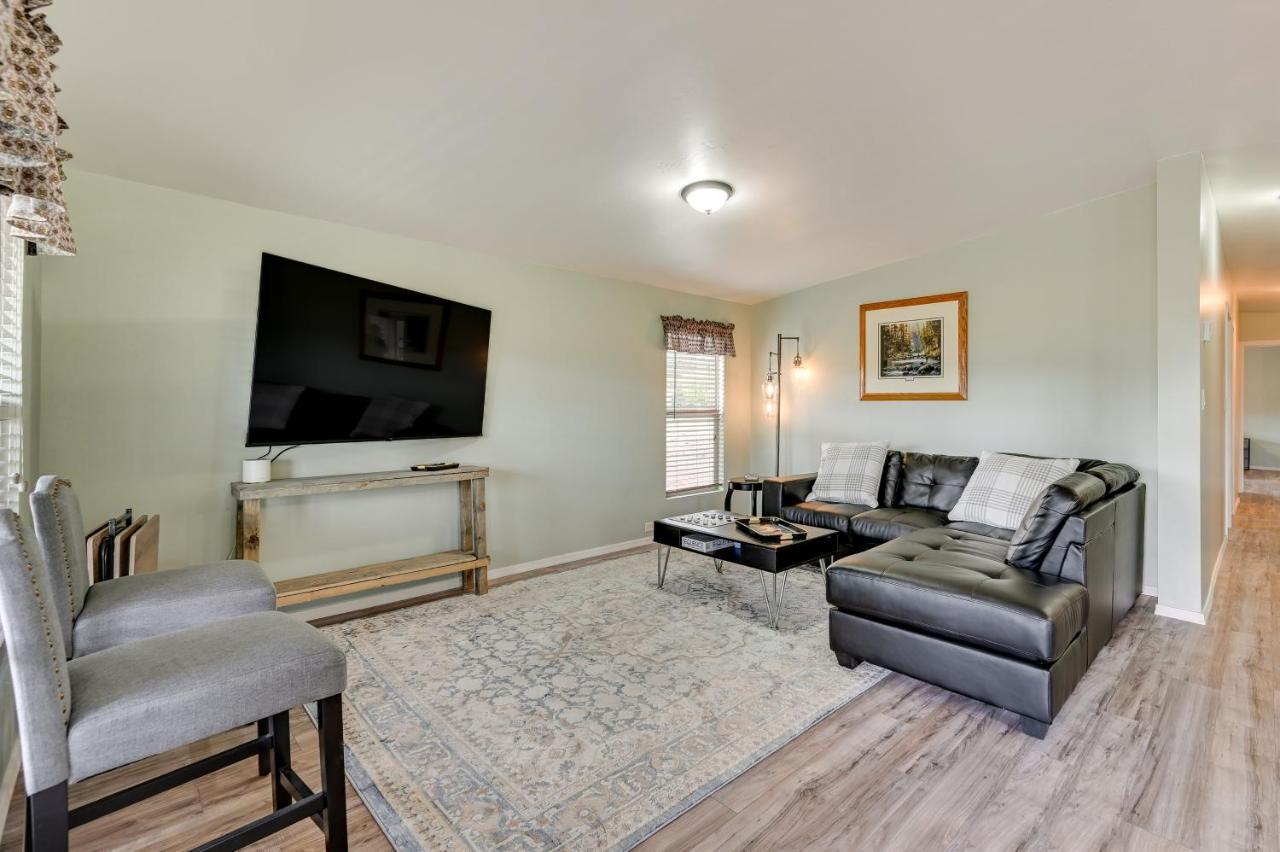 Williams Home With Fire Pit And Mountain Views! 외부 사진